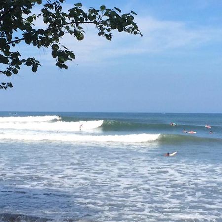Medewi Surf Villa Pulukan Exterior foto
