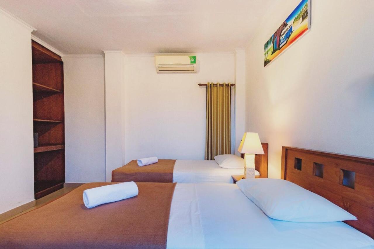Medewi Surf Villa Pulukan Exterior foto